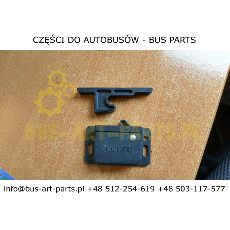 ZATRZASK POKRYWY LODÓWKI LEWY MERCEDES TOURISMO 2006-