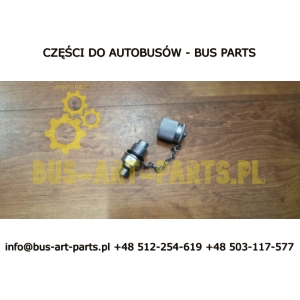 PRZYŁACZE NAPEŁNIANIA UKŁADU KIEROWNICZEGO SETRA S4.. TRAVEGO TOURISMO 3 OSIE PRZYŁĄCZE DO NABIJANIA WKRĘCONE W KOLANO NA SIŁOWN