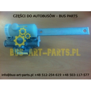 ZAWÓR POZIOMUJĄCY MERCEDES TOURISMO 2007-  SETRA S4.. LEWY TYŁ