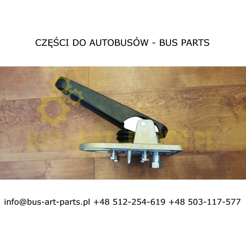 PEDAŁ Z PODSTAWĄ ZAWÓR HAMULCA GŁÓWNEGO SETRA S2.. S3.. MERCEDES INTEGRO DO WERSJI WABCO
